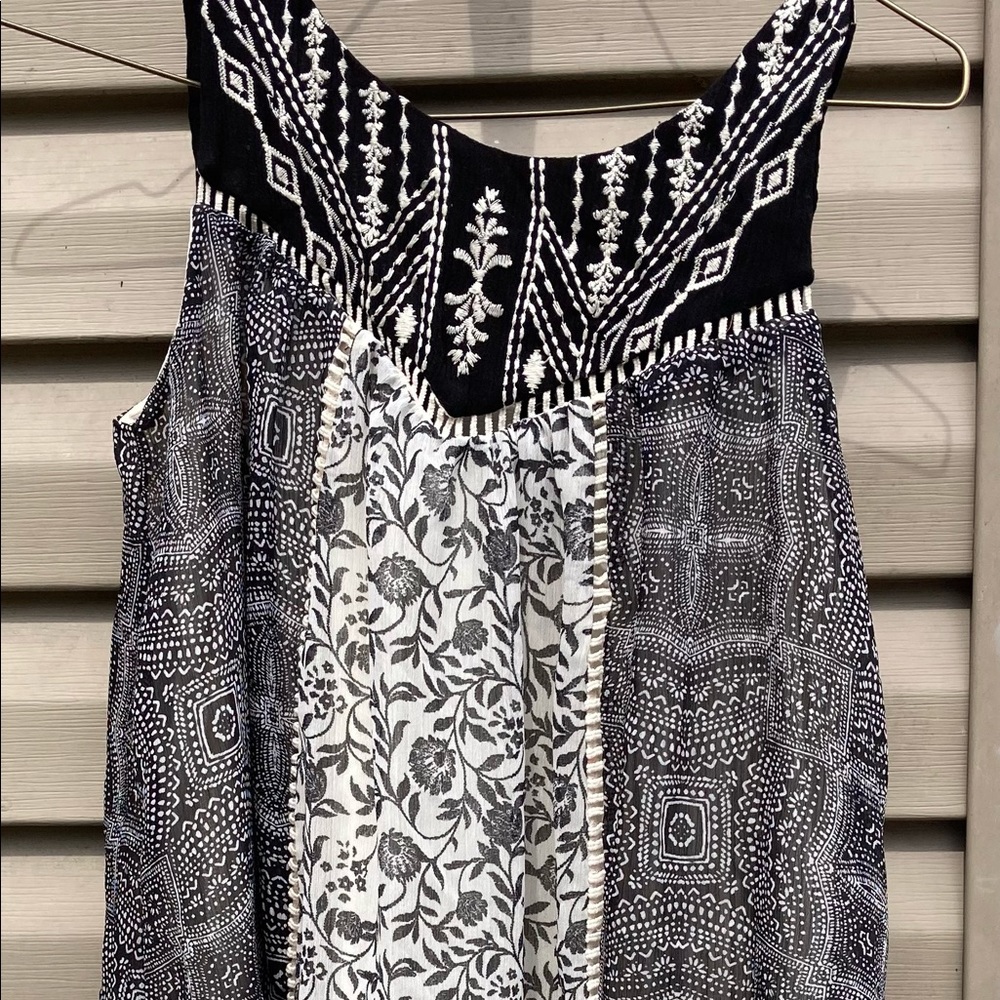 Juniors dress from Rewind size XS.